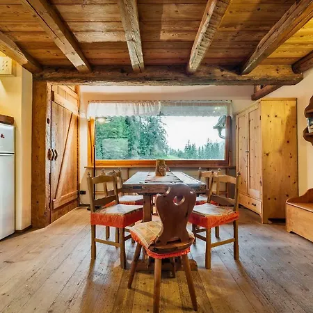 Sorapis - Dolomiti Skyline Apartment